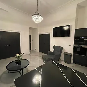 Apartment Royal Mile 2bedroom, Edinburgh